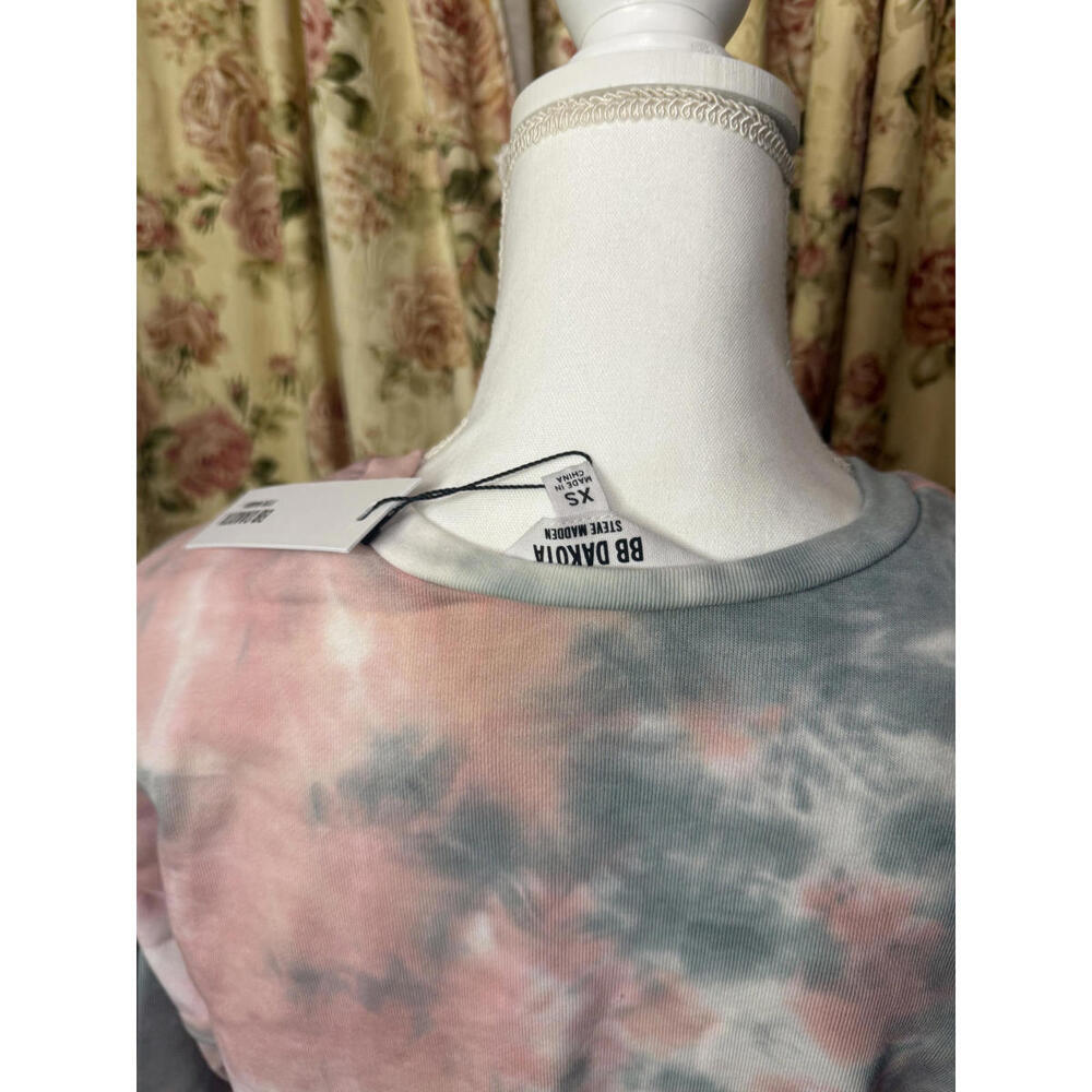 NWT! BB Dakota Tie-Dye Sweatshirt in Pink and Green Size XS - Picture 3 of 6